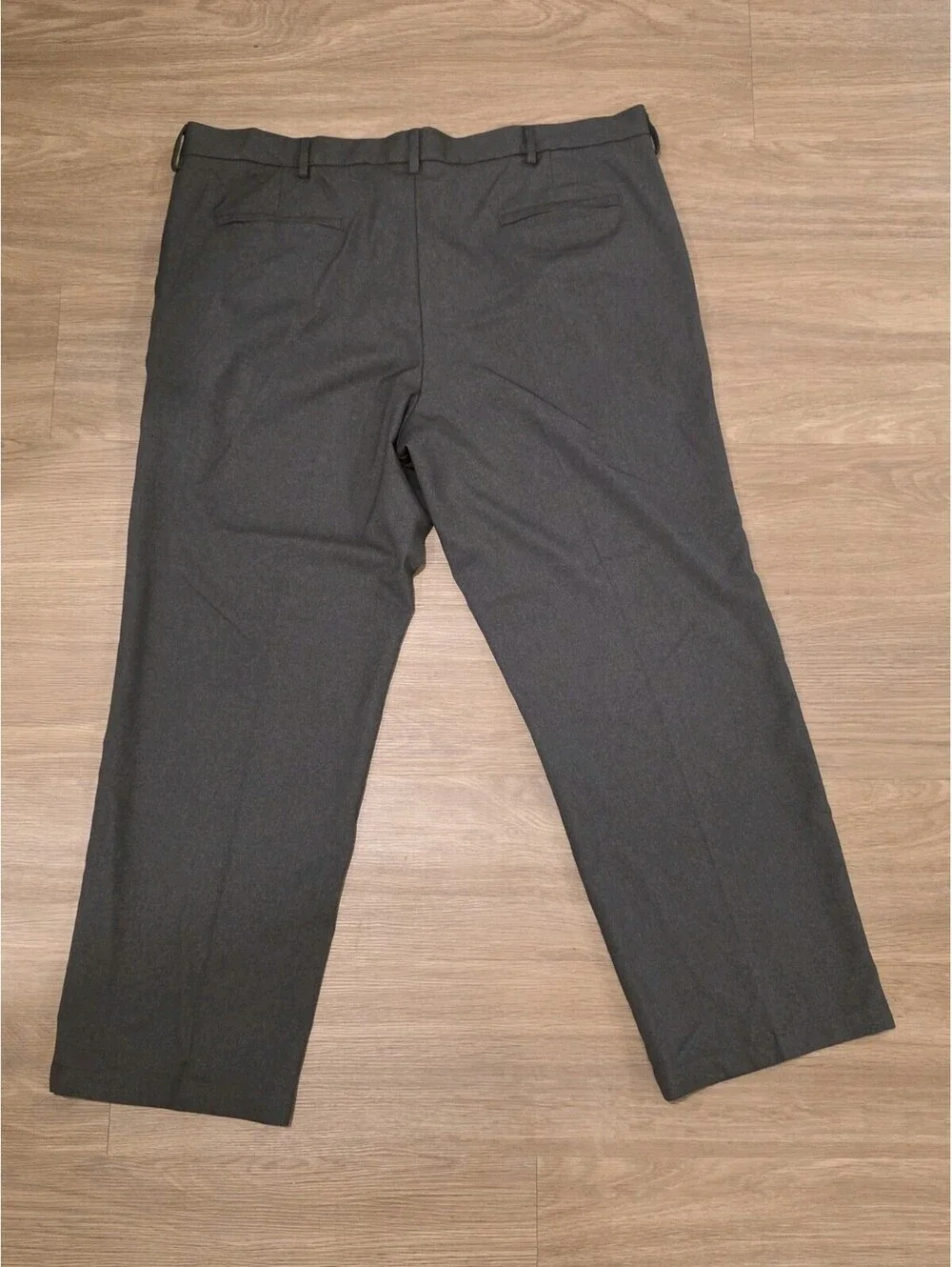 Dockers Mens 42 x 30 Gray Straight Fit Flat Front Dress Pants Slacks